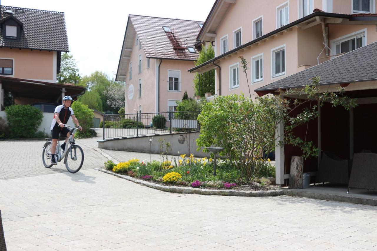 Gaestehaus Zehmerhof Bei Erding Walpertskirchen Bagian luar foto